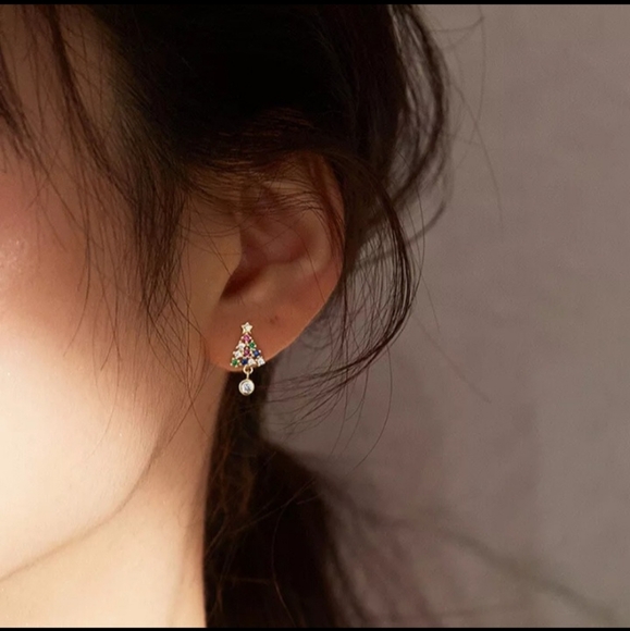 Dainty Gold Rhinestone Crystal Christmas Tree Stud Earrings - Picture 8 of 8